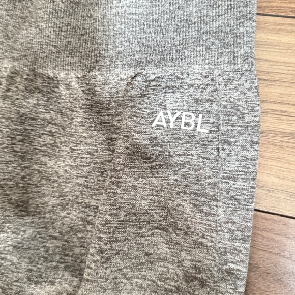 AYBL Seamless Leggings | Size XS | Light Grey Marl - Picture 5 of 8